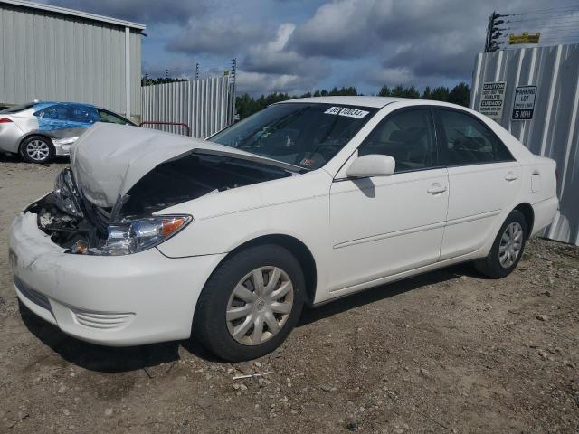 TOYOTA CAMRY LE 2005 with VIN 4T1BE32K85U618902 - Photo from auction