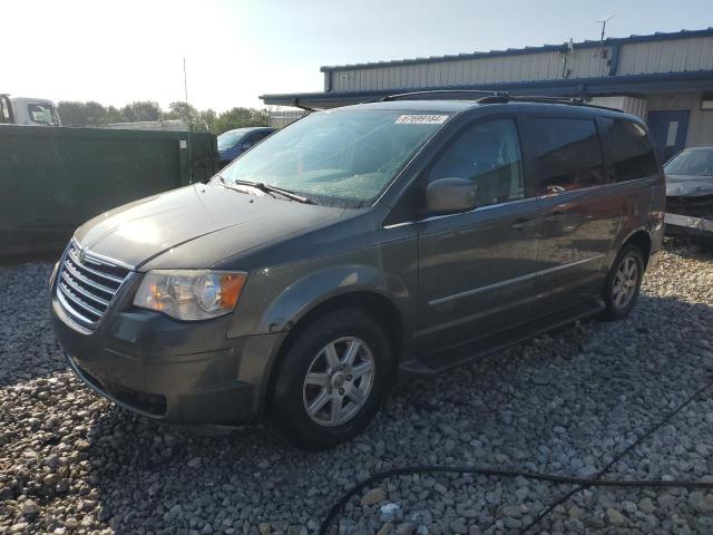 Photo 1 from auction – 2010 CHRYSLER TOWN & COU with VIN 2A4RR5D12AR358098