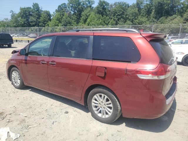 Photo 2 from auction – 2011 TOYOTA SIENNA XLE with VIN 5TDYK3DC3BS055688