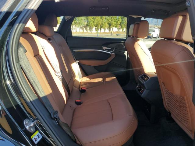 Photo 11 from auction – 2022 AUDI E-TRON PRE with VIN WA1AAAGE0NB028153