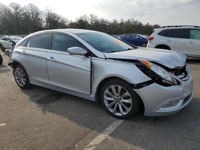 Photo 4 from auction – 2013 HYUNDAI SONATA SE with VIN 5NPEC4AC9DH680793