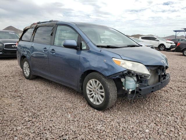 Photo 4 from auction – 2013 TOYOTA SIENNA XLE with VIN 5TDYK3DC1DS348248