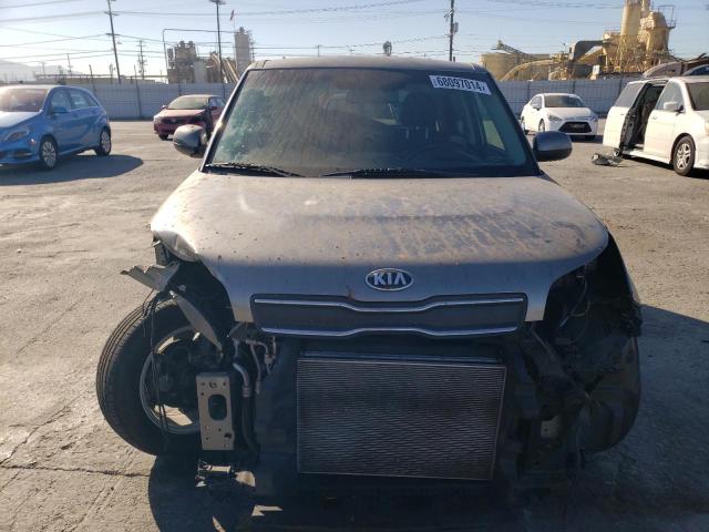 Photo 5 from auction – 2018 KIA SOUL with VIN KNDJN2A21J7613139