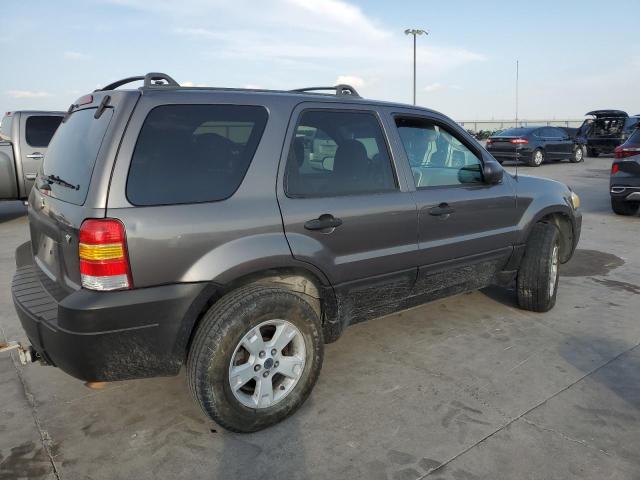 Photo 3 from auction – 2005 FORD ESCAPE XLT with VIN 1FMCU93135KD85135