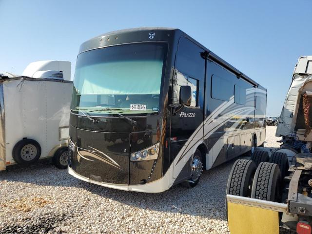 Photo 2 from auction – 2015 FREIGHTLINER CHASSIS XC with VIN 4UZACJDT2FCGX2086