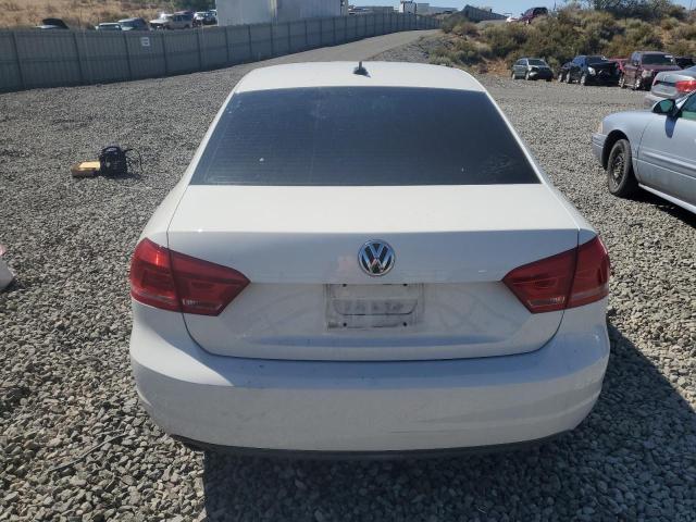 Photo 6 from auction – 2015 VOLKSWAGEN PASSAT SE with VIN 1VWBV7A30FC038568