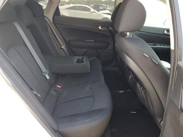 Photo 10 from auction – 2018 KIA OPTIMA LX with VIN 5XXGT4L30JG268632