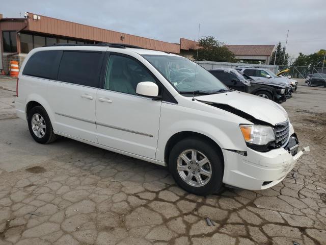Photo 4 from auction – 2009 CHRYSLER TOWN & COU with VIN 2A8HR54129R626332