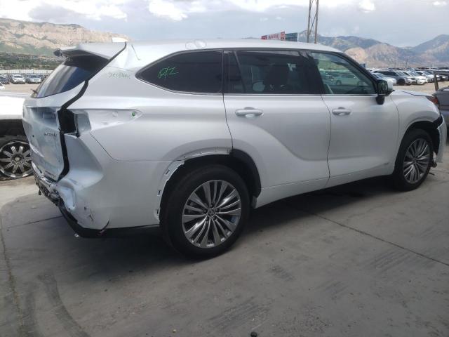 Photo 3 from auction – 2024 TOYOTA HIGHLANDER with VIN 5TDEBRCH3RS623726