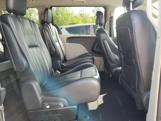 Photo 11 from auction – 2011 CHRYSLER TOWN AND C with VIN 2A4RR8DG8BR714089
