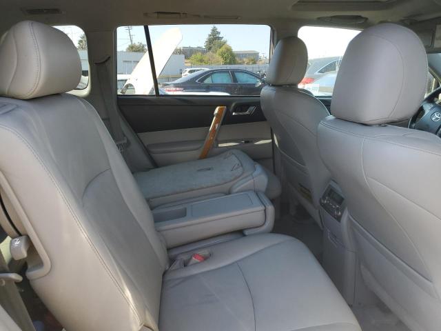 Photo 10 from auction – 2008 TOYOTA HIGHLANDER with VIN JTEEW44AX82025174