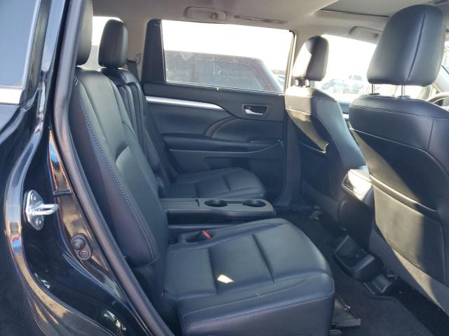 Photo 10 from auction – 2017 TOYOTA HIGHLANDER with VIN 5TDKZRFH1HS526341