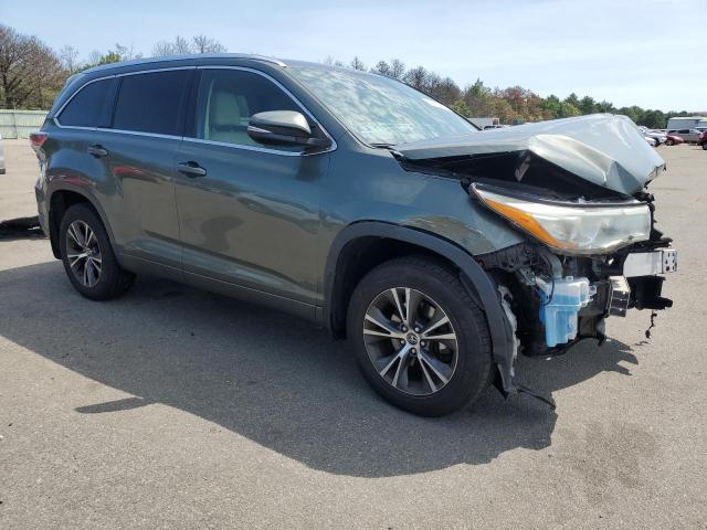 Photo 4 from auction – 2016 TOYOTA HIGHLANDER with VIN 5TDJKRFH4GS259050