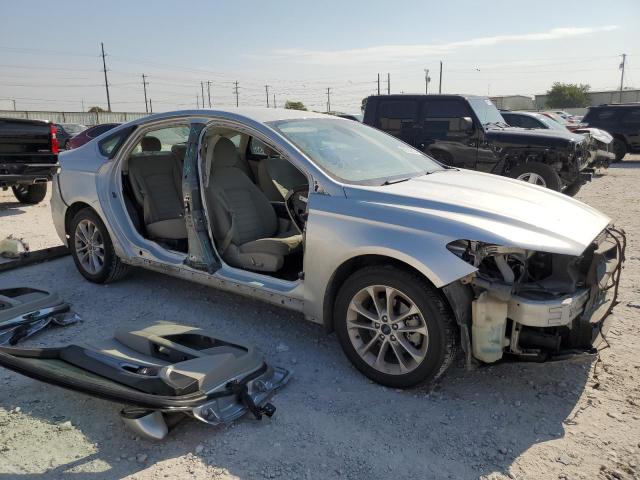 Photo 4 from auction – 2019 FORD FUSION SE with VIN 3FA6P0HD6KR275023