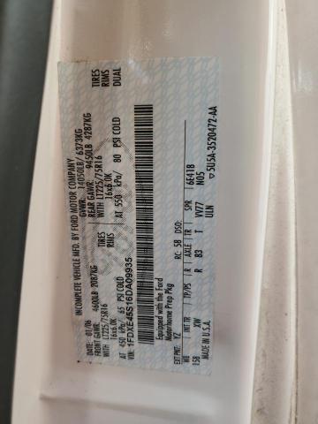 Photo 10 from auction – 2006 WINNEBAGO 331 C with VIN 1FDXE45S16DA09935