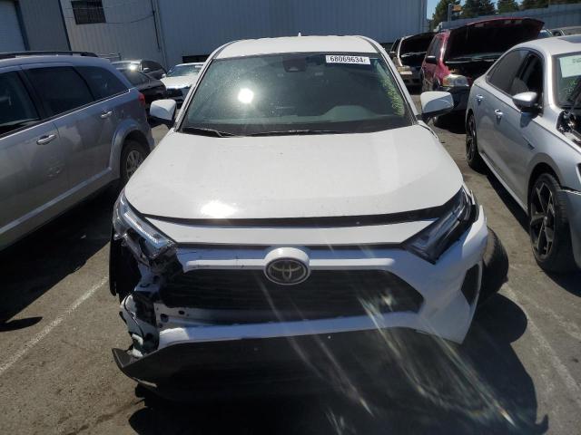 Photo 5 from auction – 2023 TOYOTA RAV4 LE with VIN 2T3K1RFV6PC240318