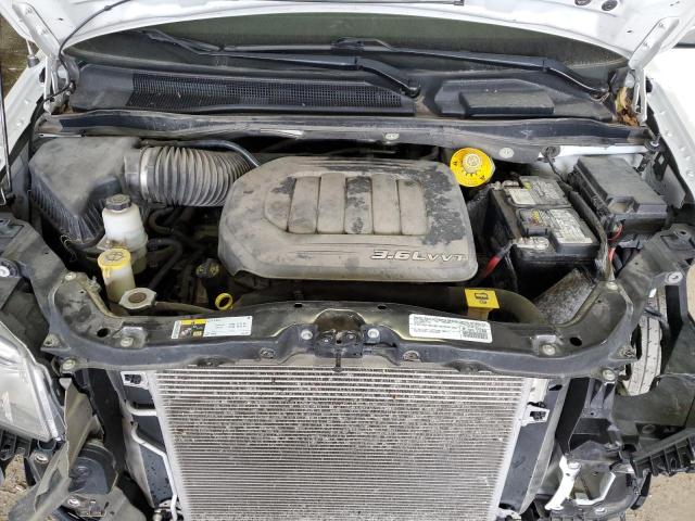 Photo 12 from auction – 2015 CHRYSLER TOWN & COU with VIN 2C4RC1CG0FR572729