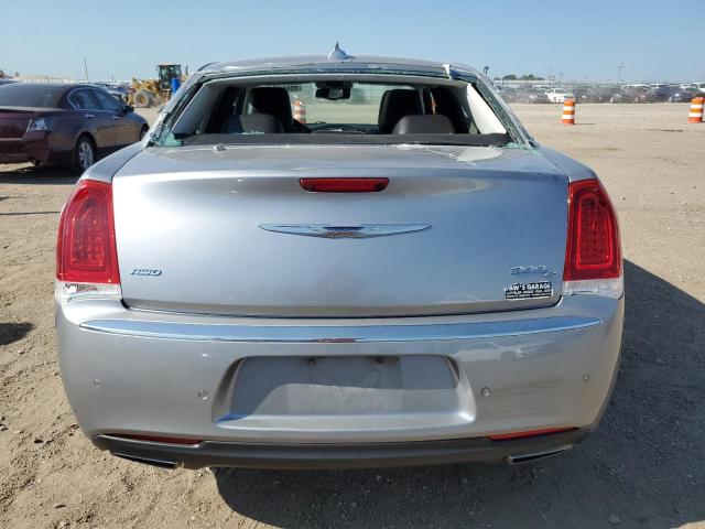 Photo 6 from auction – 2017 CHRYSLER 300C with VIN 2C3CCAKG1HH637530