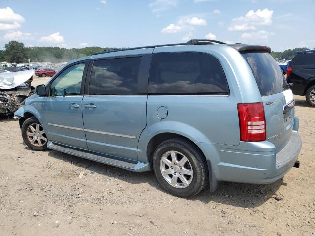 Photo 2 from auction – 2010 CHRYSLER TOWN & COU with VIN 2A4RR5D16AR188019