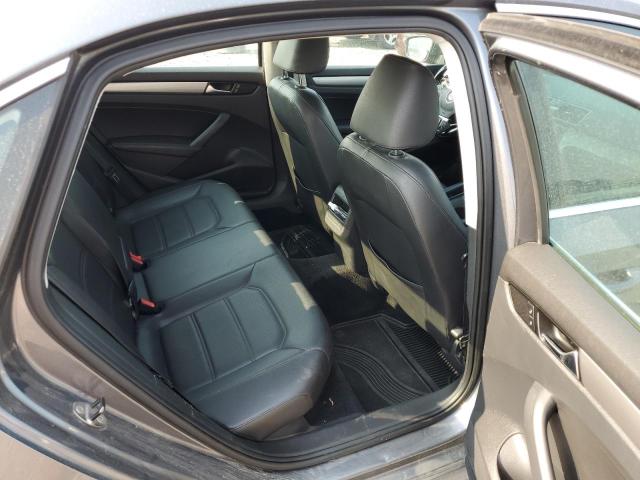 Photo 10 from auction – 2014 VOLKSWAGEN PASSAT S with VIN 1VWAT7A3XEC030672