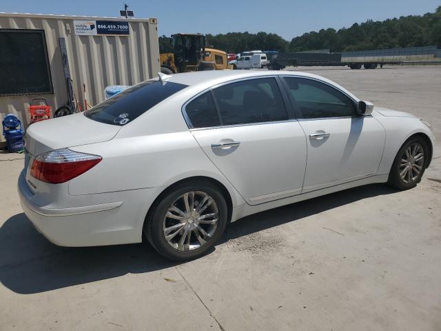 Photo 3 from auction – 2011 HYUNDAI GENESIS 4. with VIN KMHGC4DF5BU121688