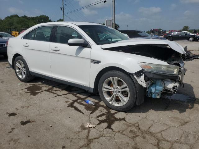 Photo 4 from auction – 2013 FORD TAURUS SEL with VIN 1FAHP2E82DG110270