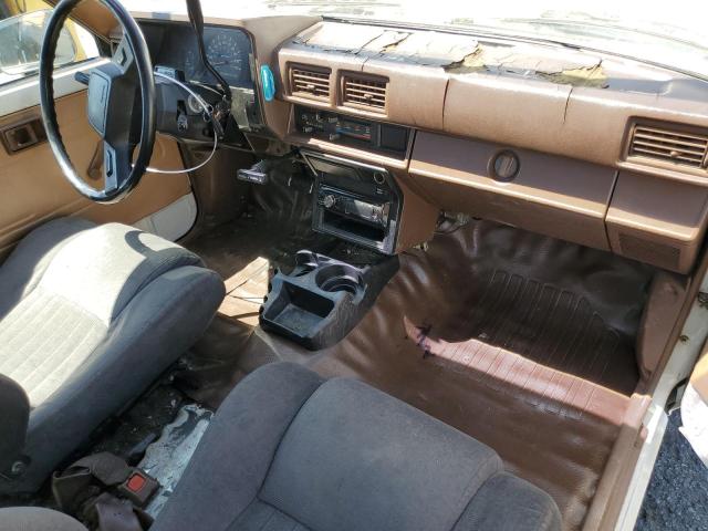 Photo 8 from auction – 1986 TOYOTA PICKUP CAB with VIN JT5RN55R8G0213667