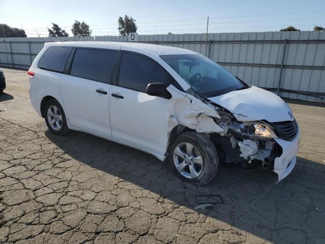 Photo 4 from auction – 2011 TOYOTA SIENNA BAS with VIN 5TDKA3DCXBS007825