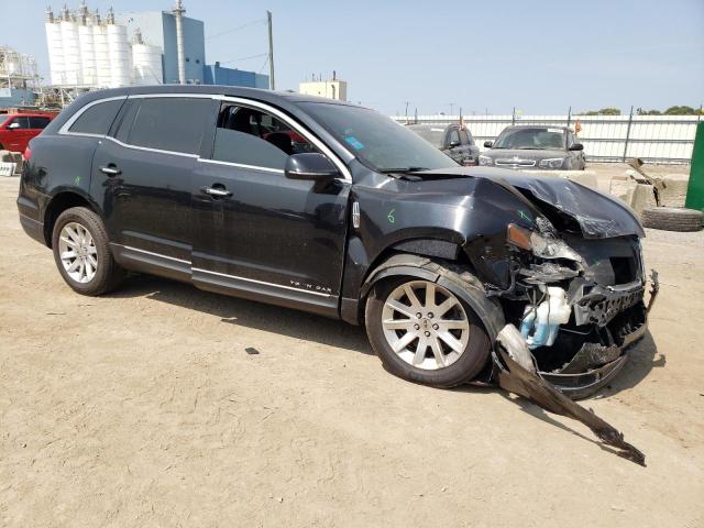 Photo 4 from auction – 2018 LINCOLN MKT with VIN 2LMHJ5NK0JBL01844