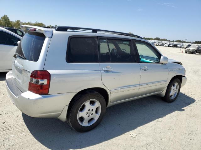 Photo 3 from auction – 2004 TOYOTA HIGHLANDER with VIN JTEDP21A040013333