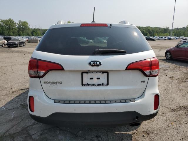 Photo 6 from auction – 2015 KIA SORENTO LX with VIN 5XYKTDA79FG636812