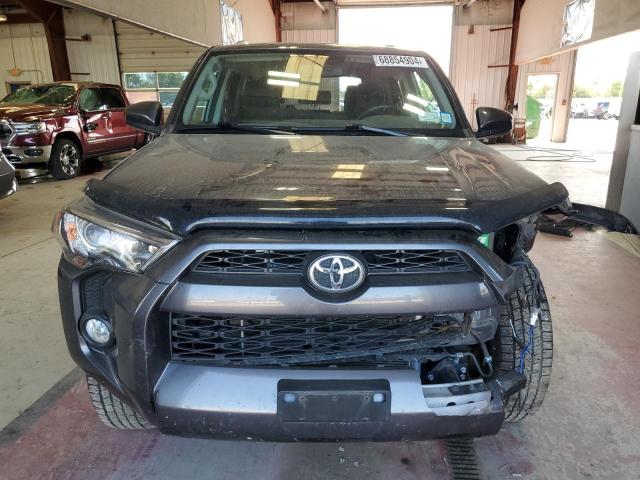Photo 5 from auction – 2018 TOYOTA 4RUNNER SR with VIN JTEBU5JR7J5598806