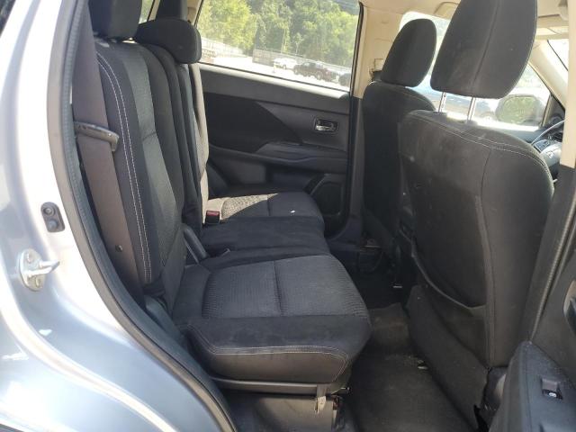 Photo 11 from auction – 2016 MITSUBISHI OUTLANDER with VIN JA4AD2A35GZ000198