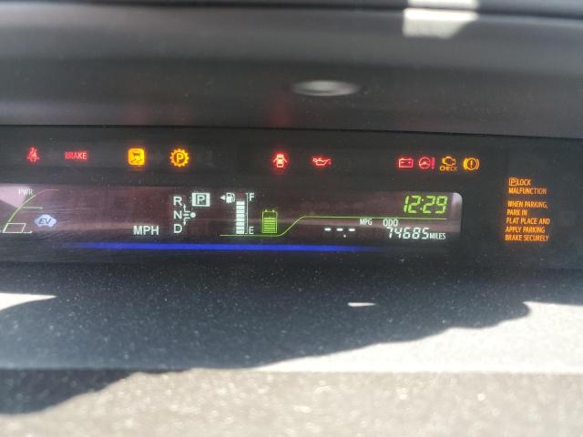 Photo 9 from auction – 2012 TOYOTA PRIUS V with VIN JTDZN3EU2C3055557