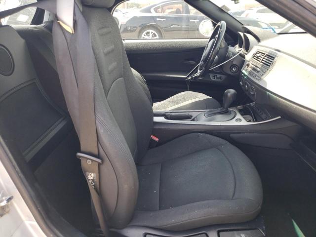 Снимка 10 от търг – 2004 BMW Z4 2.5 с VIN 4USBT33554LS52382