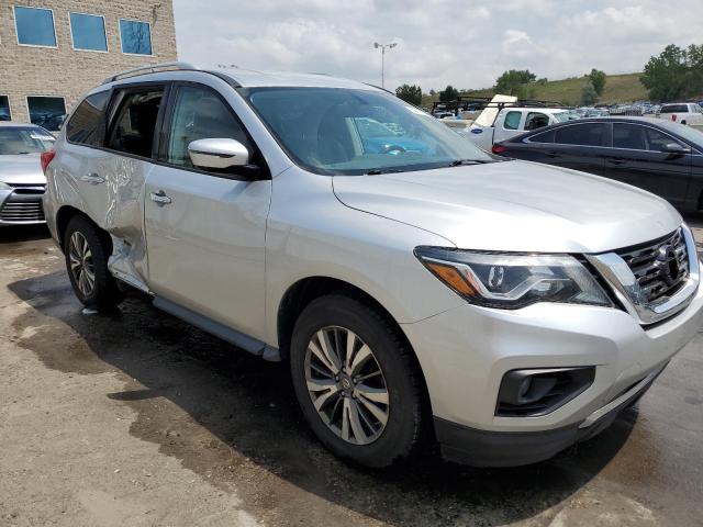 Photo 4 from auction – 2017 NISSAN PATHFINDER with VIN 5N1DR2MN5HC697356