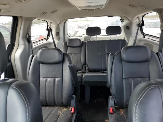 Photo 10 from auction – 2010 CHRYSLER TOWN & COU with VIN 2A4RR8DX8AR360444