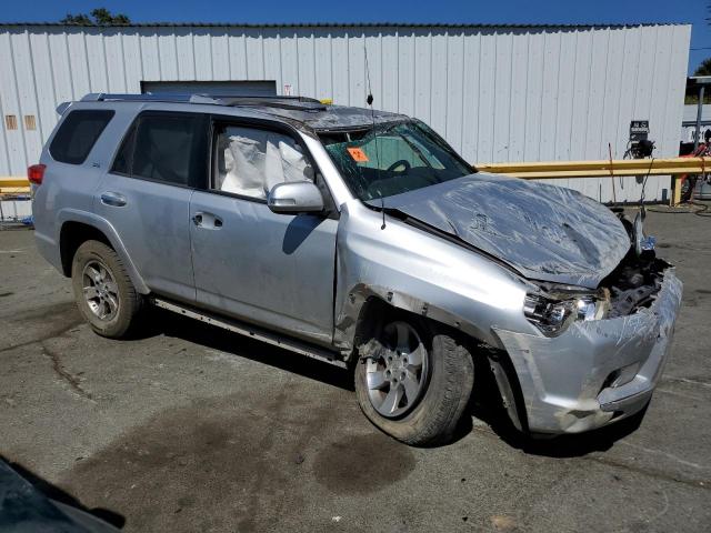 Photo 4 from auction – 2013 TOYOTA 4RUNNER SR with VIN JTEBU5JR4D5117589