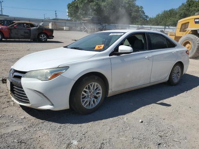 TOYOTA CAMRY LE 2016 with VIN 4T4BF1FKXGR530471 - Photo from auction