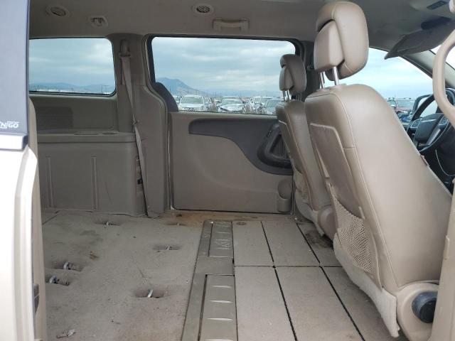 Photo 11 from auction – 2012 CHRYSLER TOWN & COU with VIN 2C4RC1BG5CR237558