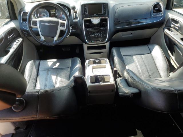 Photo 8 from auction – 2014 CHRYSLER TOWN & COU with VIN 2C4RC1BGXER455059