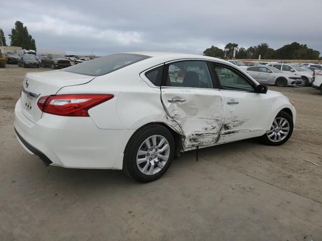 Photo 3 from auction – 2017 NISSAN ALTIMA 2.5 with VIN 1N4AL3AP1HN318769