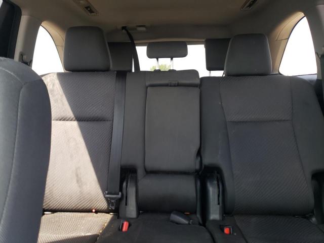 Photo 10 from auction – 2018 TOYOTA HIGHLANDER with VIN 5TDBZRFH6JS871578