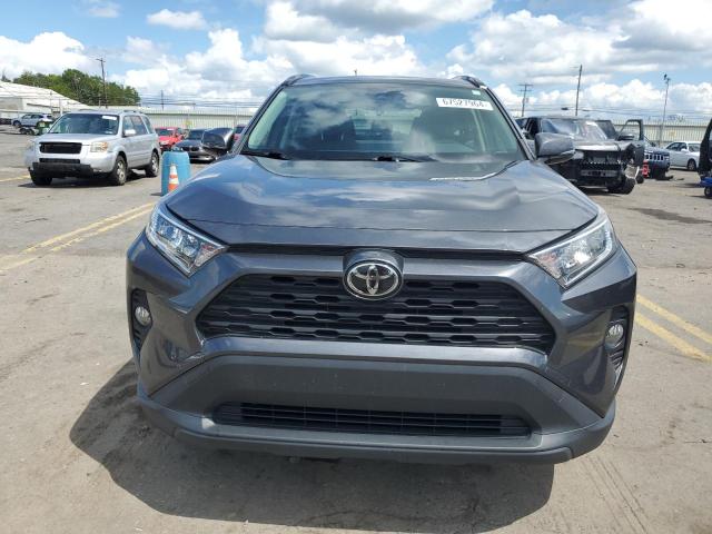 Photo 5 from auction – 2019 TOYOTA RAV4 XLE with VIN JTMP1RFV5KD044767