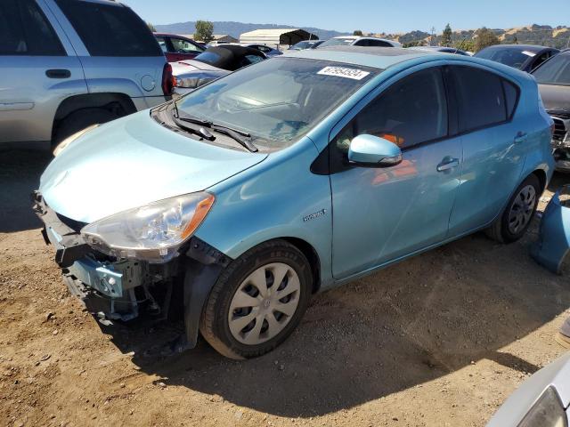 TOYOTA PRIUS C 2013 with VIN JTDKDTB39D1037604 - Photo from auction