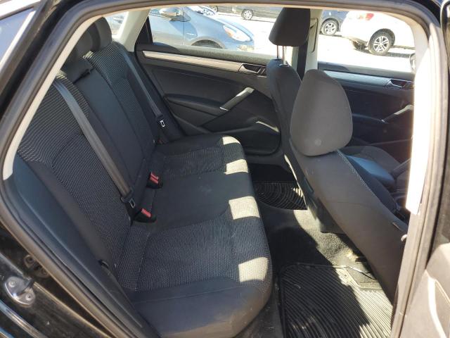 Photo 10 from auction – 2016 VOLKSWAGEN PASSAT S with VIN 1VWAT7A35GC031862