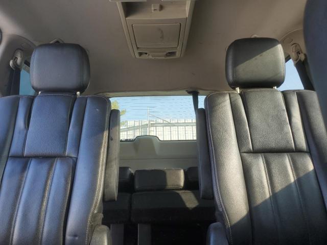 Photo 10 from auction – 2014 CHRYSLER TOWN & COU with VIN 2C4RC1BG7ER217217