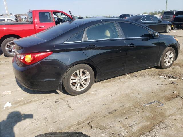 Photo 3 from auction – 2013 HYUNDAI SONATA GLS with VIN 5NPEB4AC8DH777129