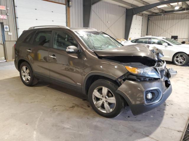 Photo 4 from auction – 2013 KIA SORENTO EX with VIN 5XYKUCA67DG395845