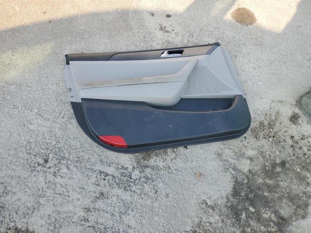 Photo 12 from auction – 2016 HYUNDAI SONATA with VIN 5NPE24AF9GH347219